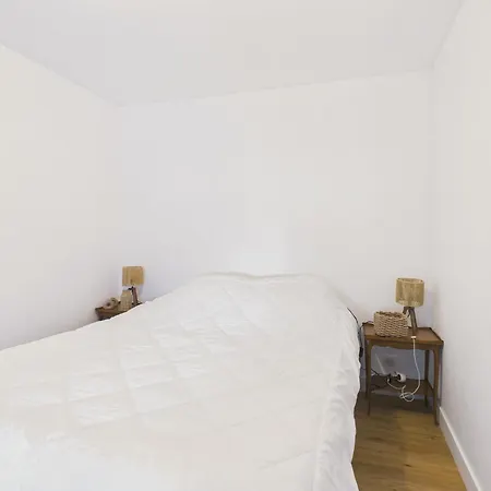 Apartamento 350m Du Port - Pour 4 Avec Terrasse *